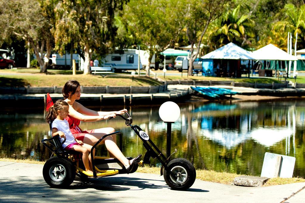 Big4 Tweed Billabong Holiday Park ทวีดเฮดส์ ภายนอก รูปภาพ